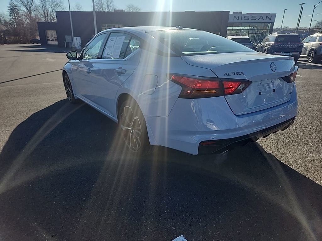 2024 Nissan Altima 2.5 SR