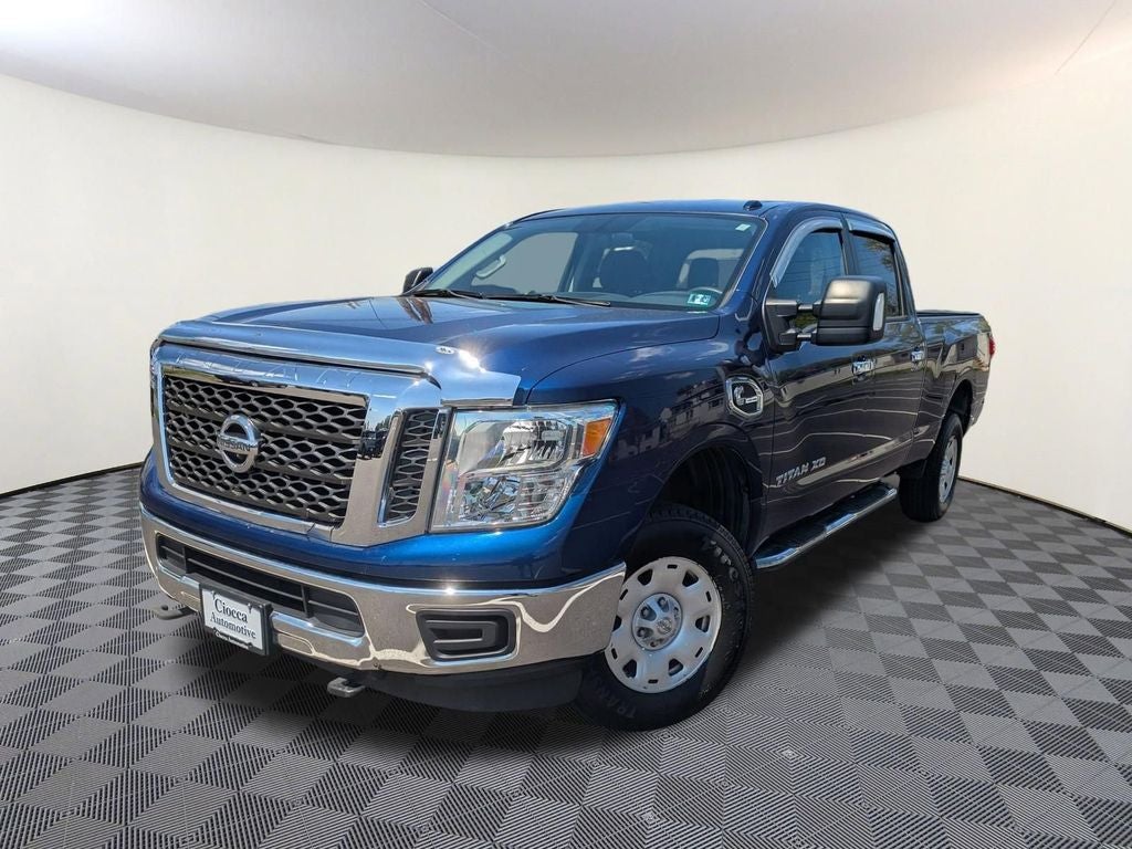 2017 Nissan Titan XD SV