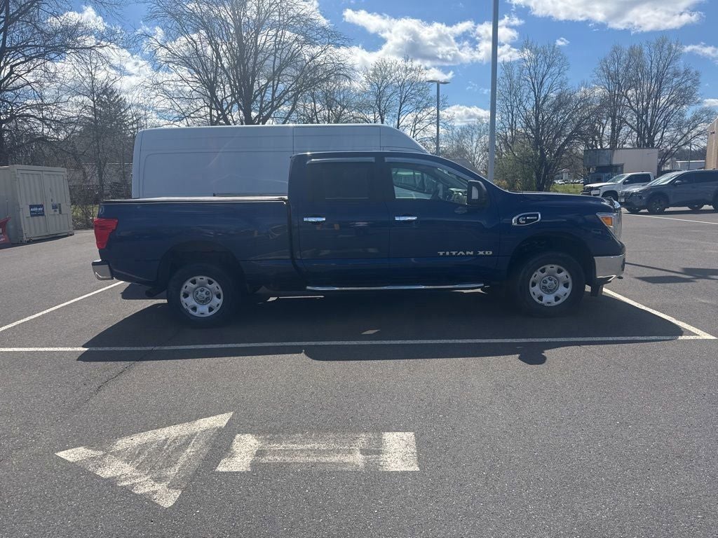 2017 Nissan Titan XD SV