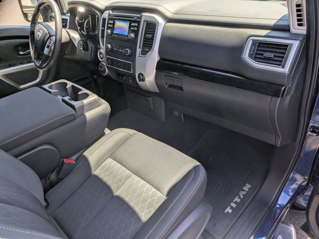2017 Nissan Titan XD SV