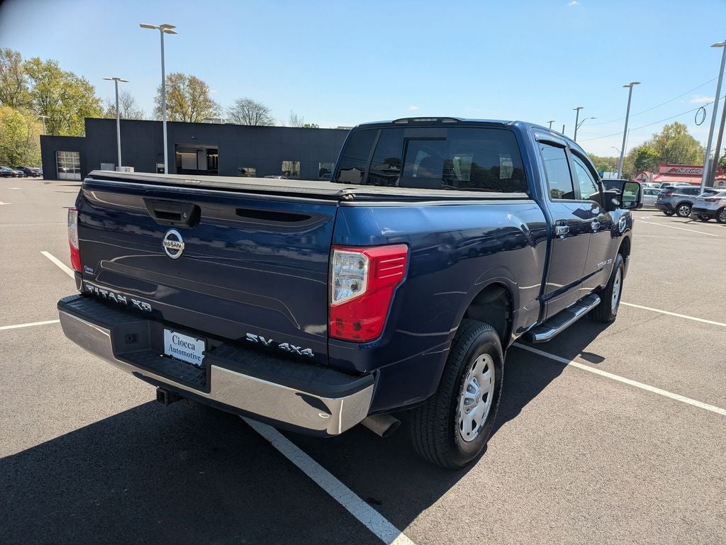 2017 Nissan Titan XD SV