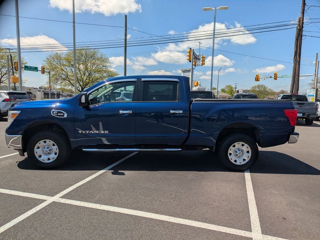 2017 Nissan Titan XD SV