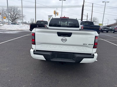 2024 Nissan Frontier SV