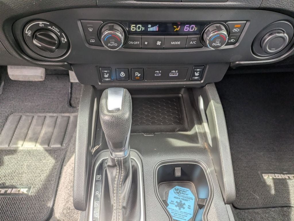 2023 Nissan Frontier SV