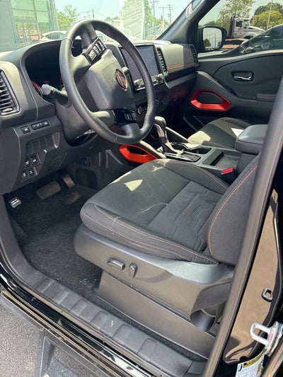 2024 Nissan Frontier PRO-4X