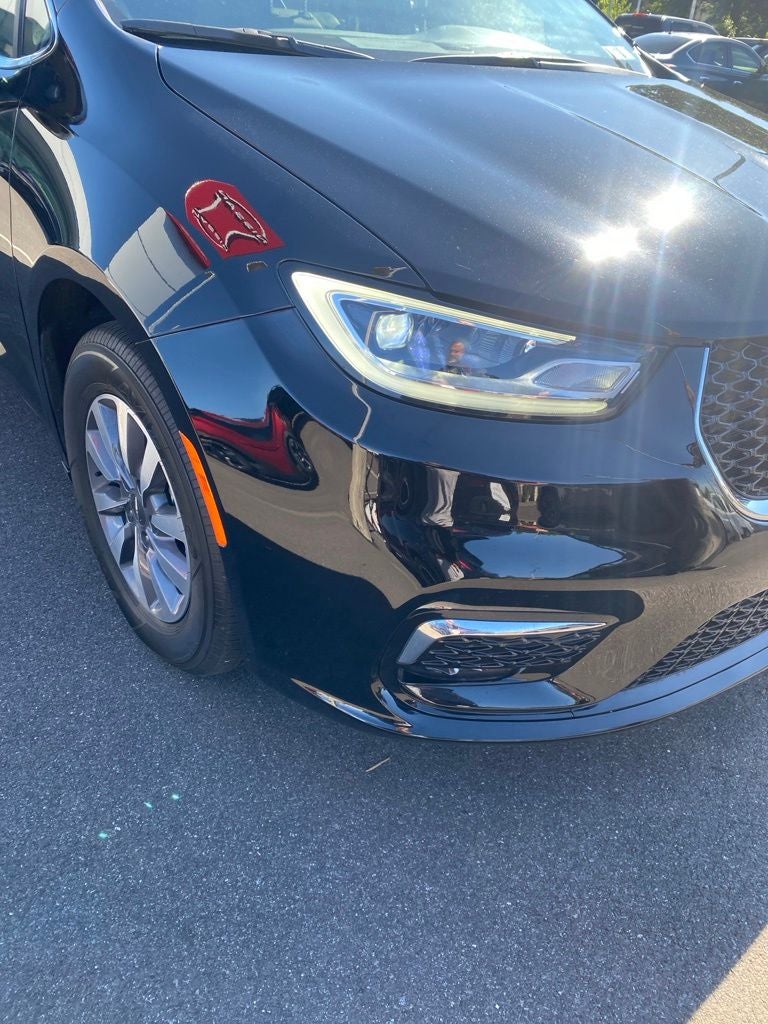 2025 Chrysler Pacifica Hybrid Select