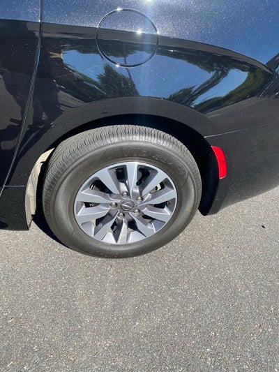 2025 Chrysler Pacifica Hybrid Select
