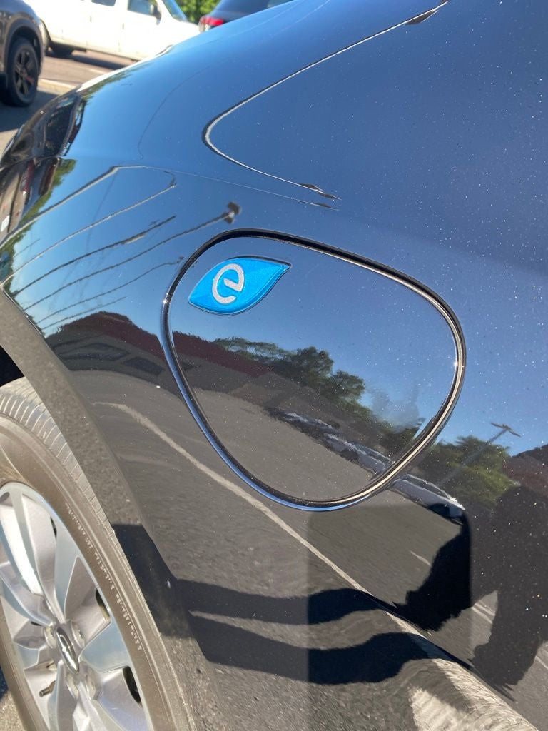 2025 Chrysler Pacifica Hybrid Select
