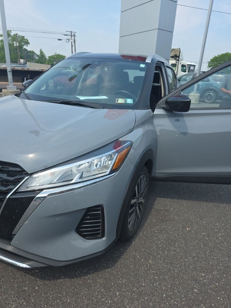 2023 Nissan Kicks SV