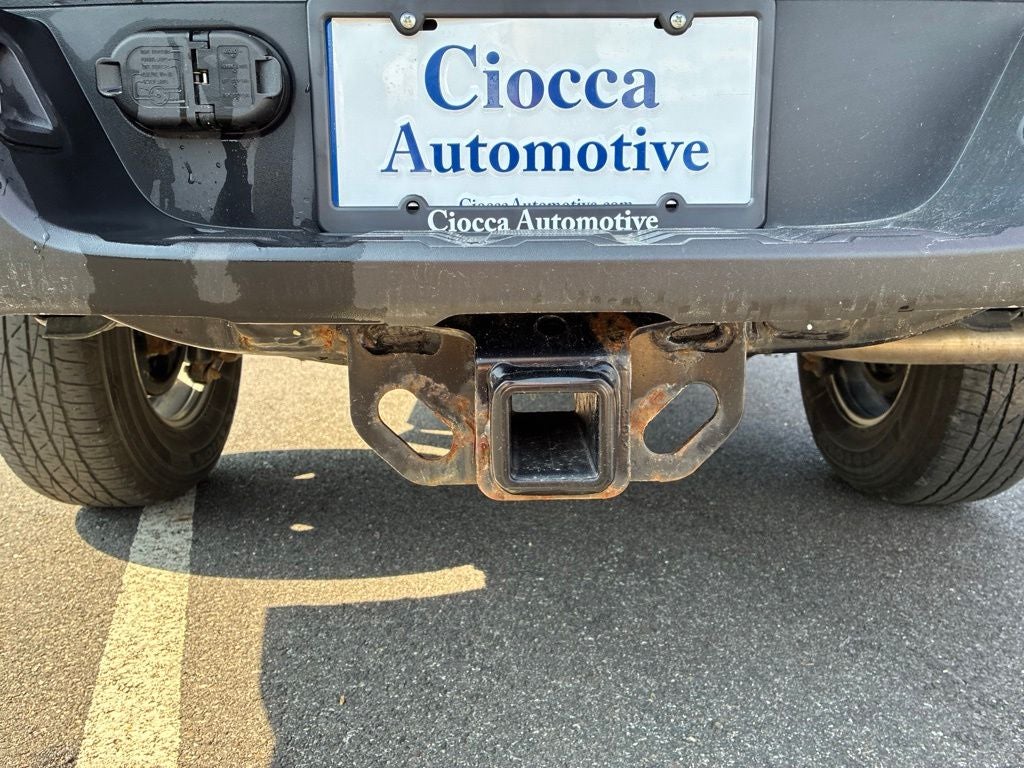 2023 Toyota Tacoma SR V6