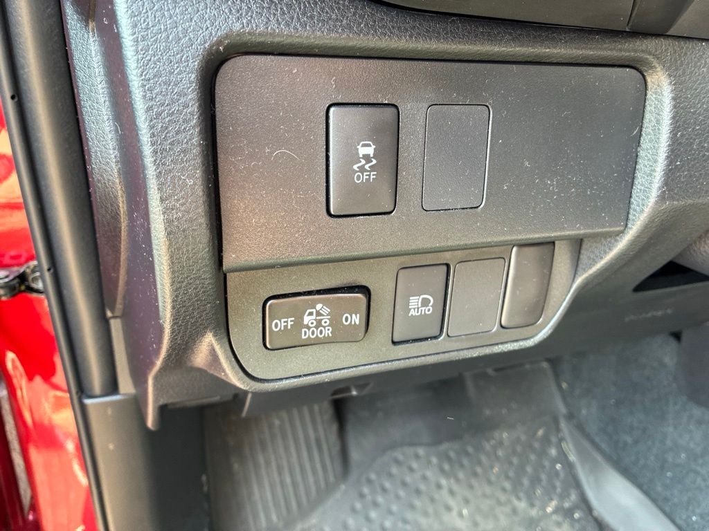 2023 Toyota Tacoma SR V6