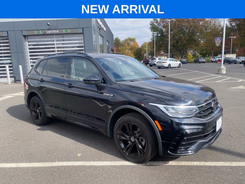 2023 Volkswagen Tiguan 2.0T SE R-Line Black