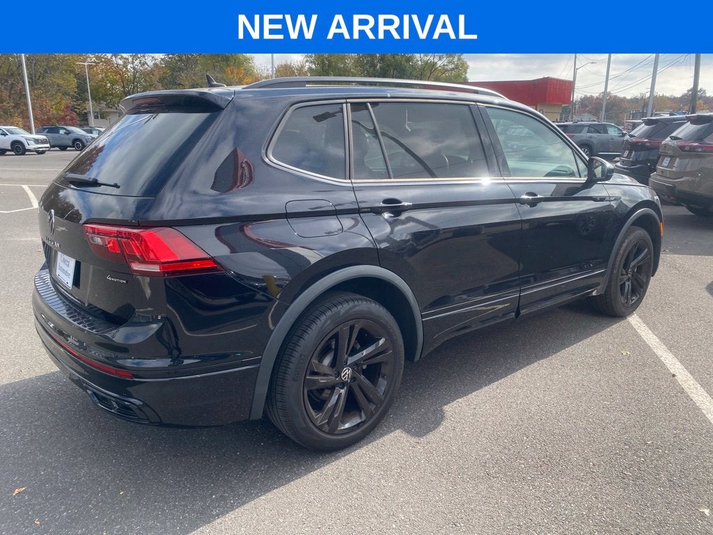 2023 Volkswagen Tiguan 2.0T SE R-Line Black