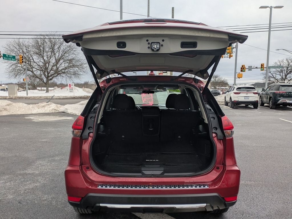 2018 Nissan Rogue SV
