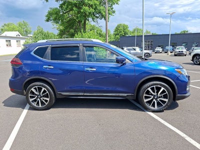 2020 Nissan Rogue SL