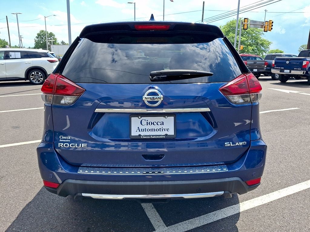 2020 Nissan Rogue SL