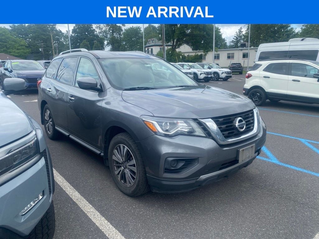 2019 Nissan Pathfinder S