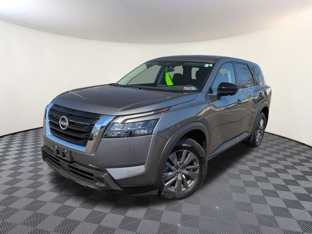 2024 Nissan Pathfinder S