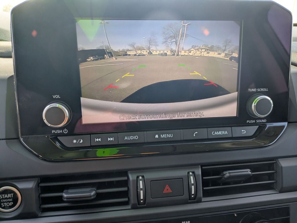 2024 Nissan Pathfinder S