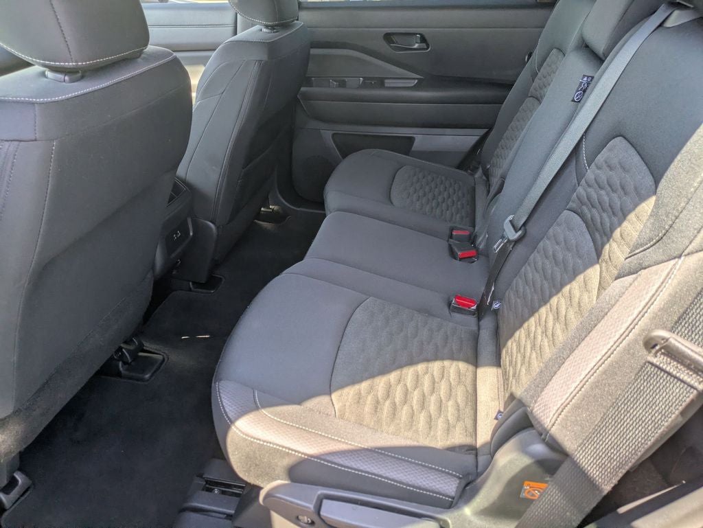 2024 Nissan Pathfinder S