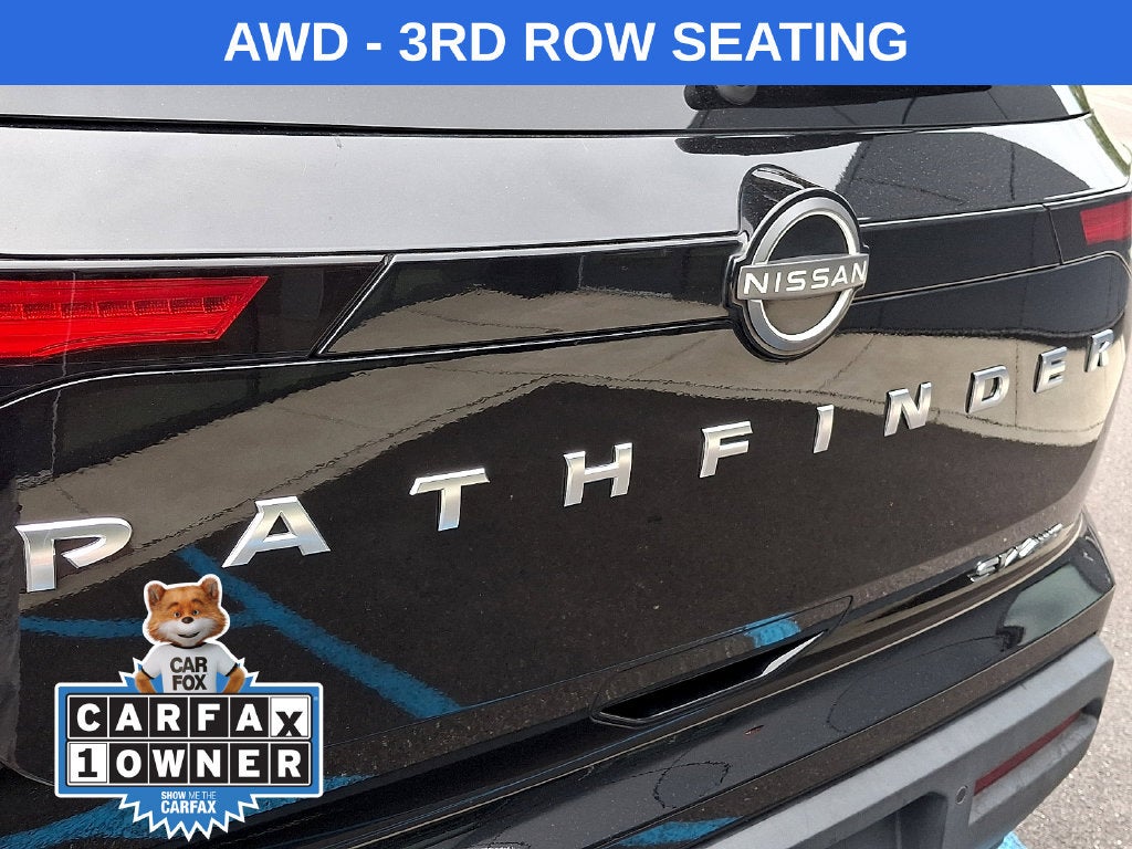 2024 Nissan Pathfinder SV