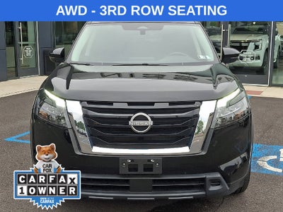 2024 Nissan Pathfinder SV