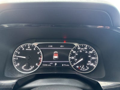 2022 Nissan Pathfinder SL