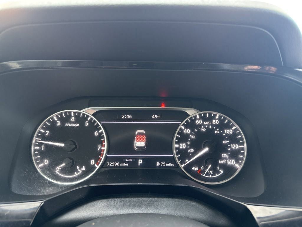 2022 Nissan Pathfinder SL