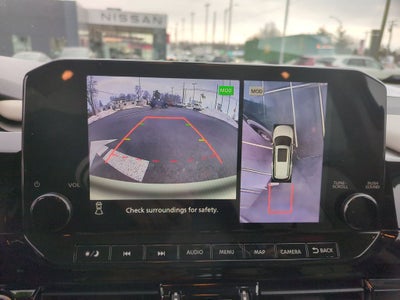 2022 Nissan Pathfinder SL