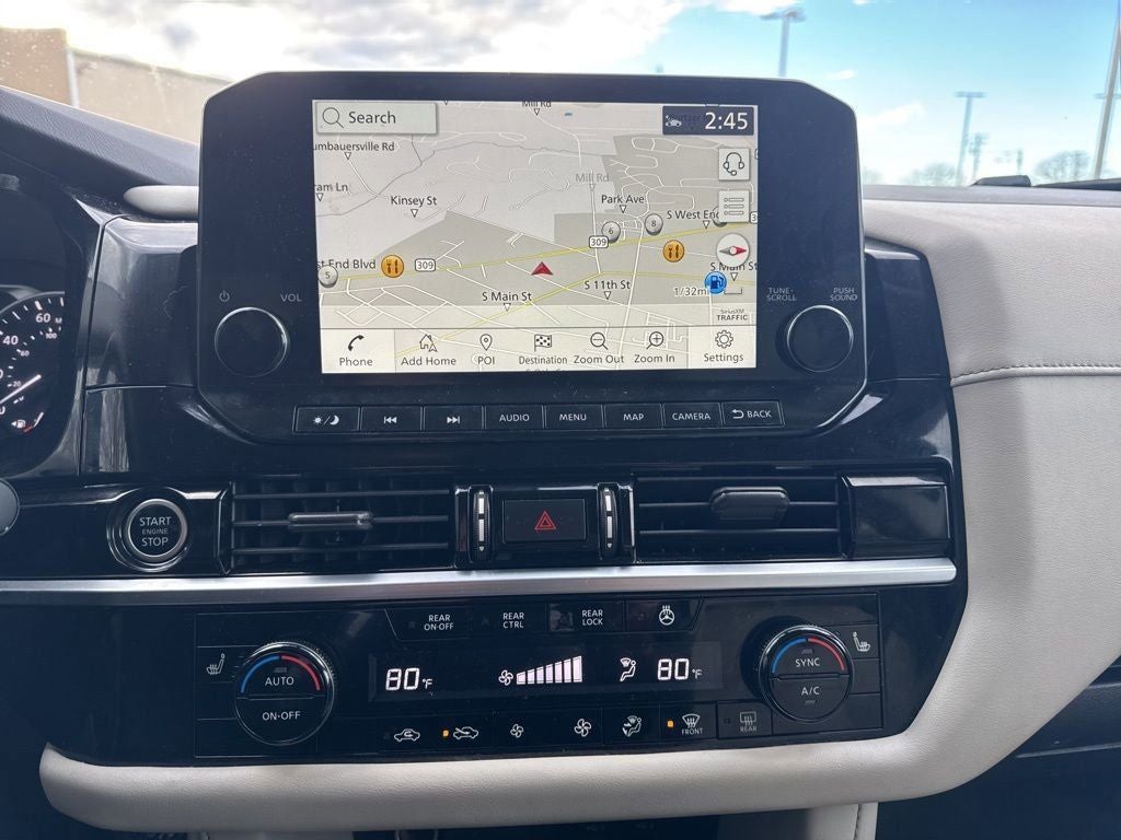 2022 Nissan Pathfinder SL