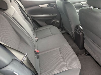 2022 Nissan Rogue Sport S