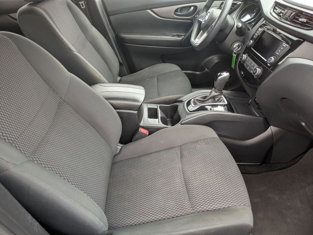 2022 Nissan Rogue Sport S