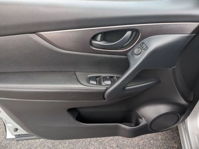 2022 Nissan Rogue Sport S