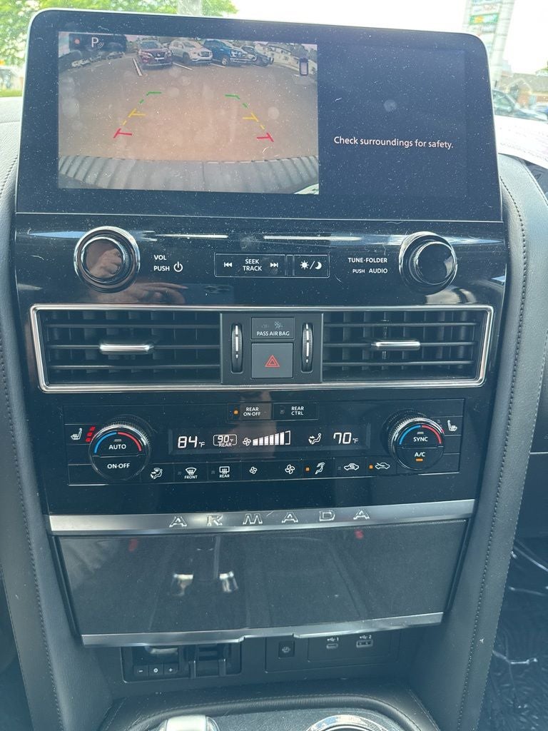 2023 Nissan Armada SV