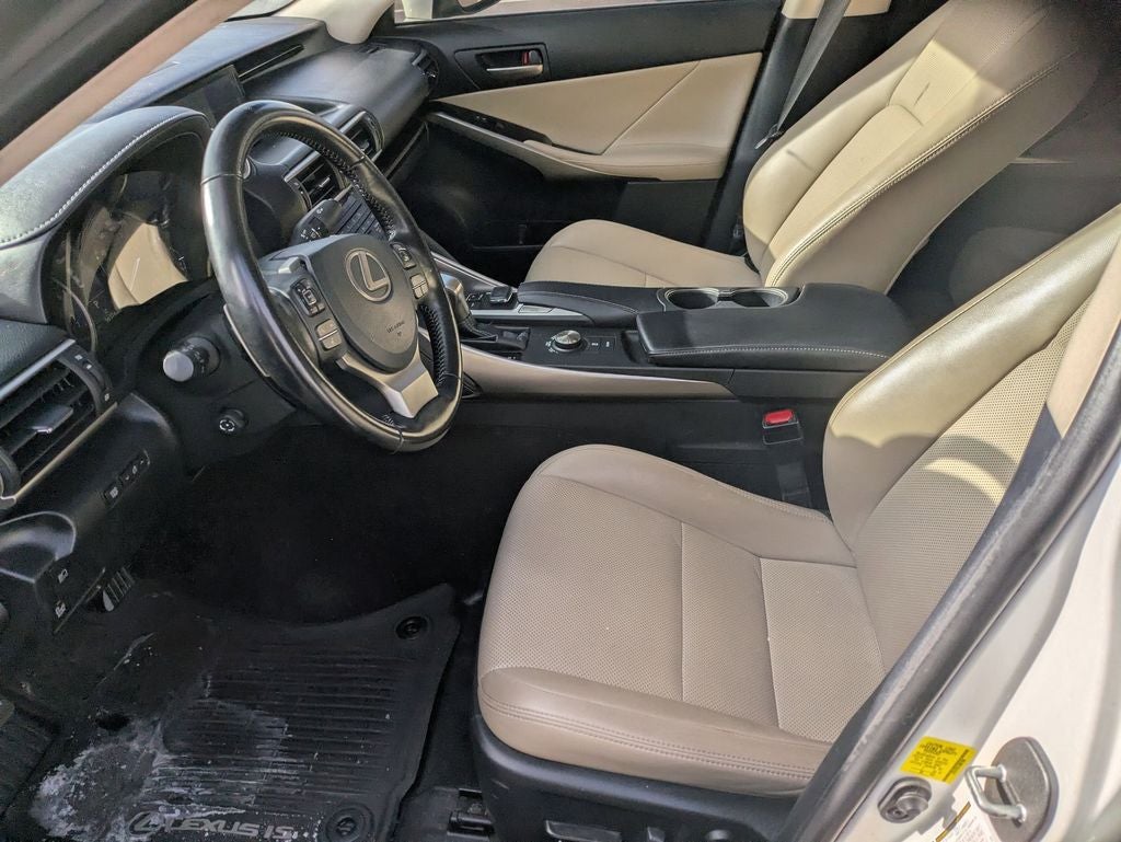 2018 Lexus IS 300