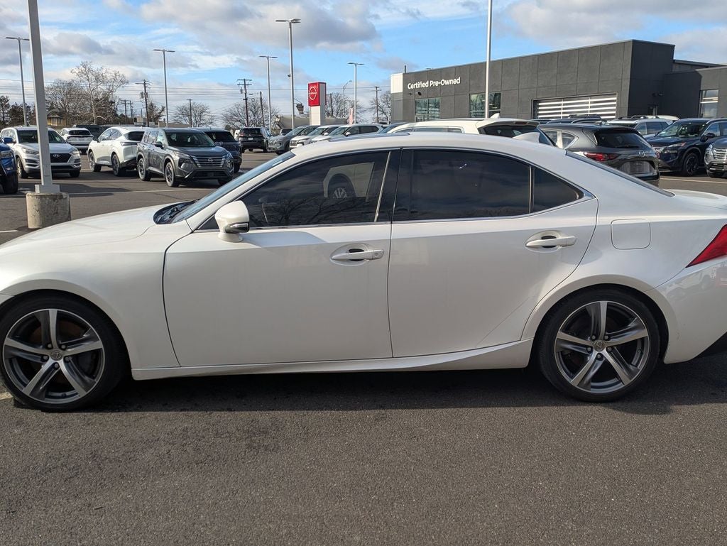2018 Lexus IS 300