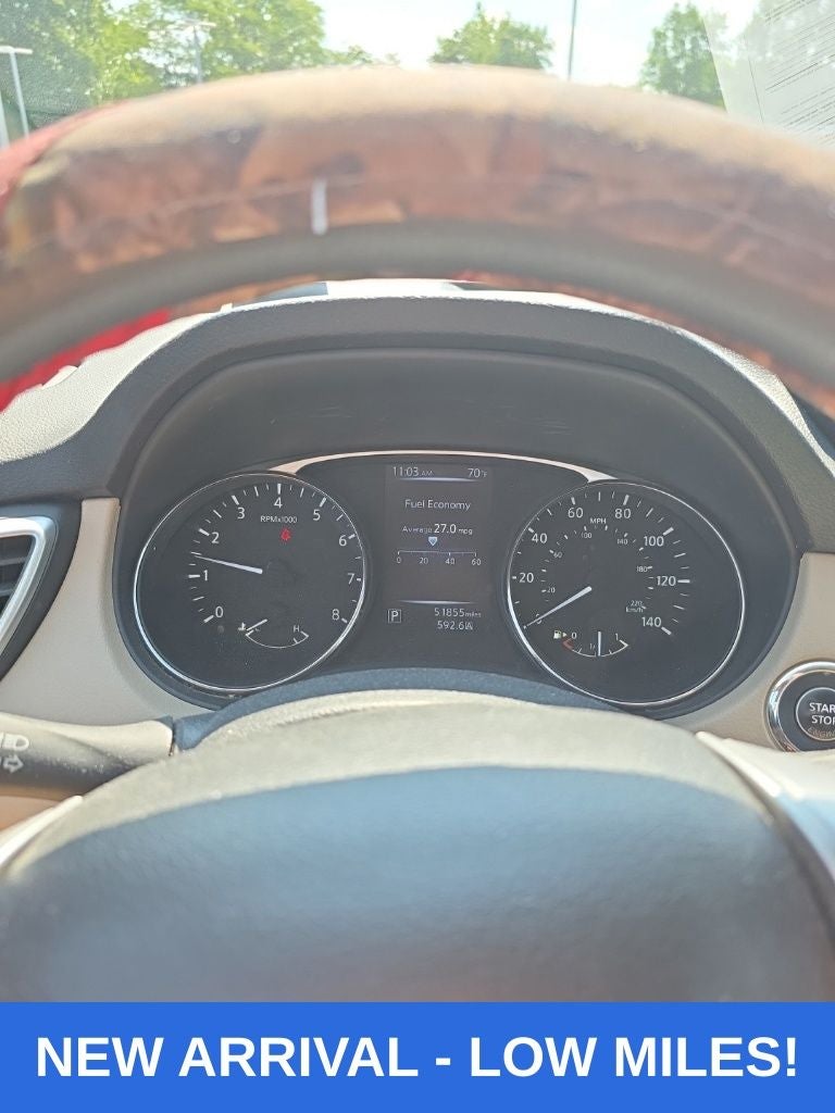 2016 Nissan Rogue SV