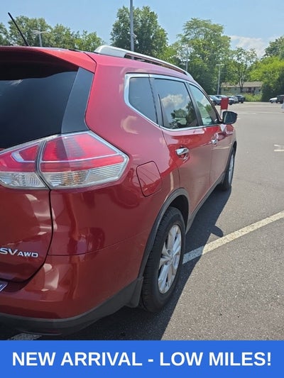 2016 Nissan Rogue SV