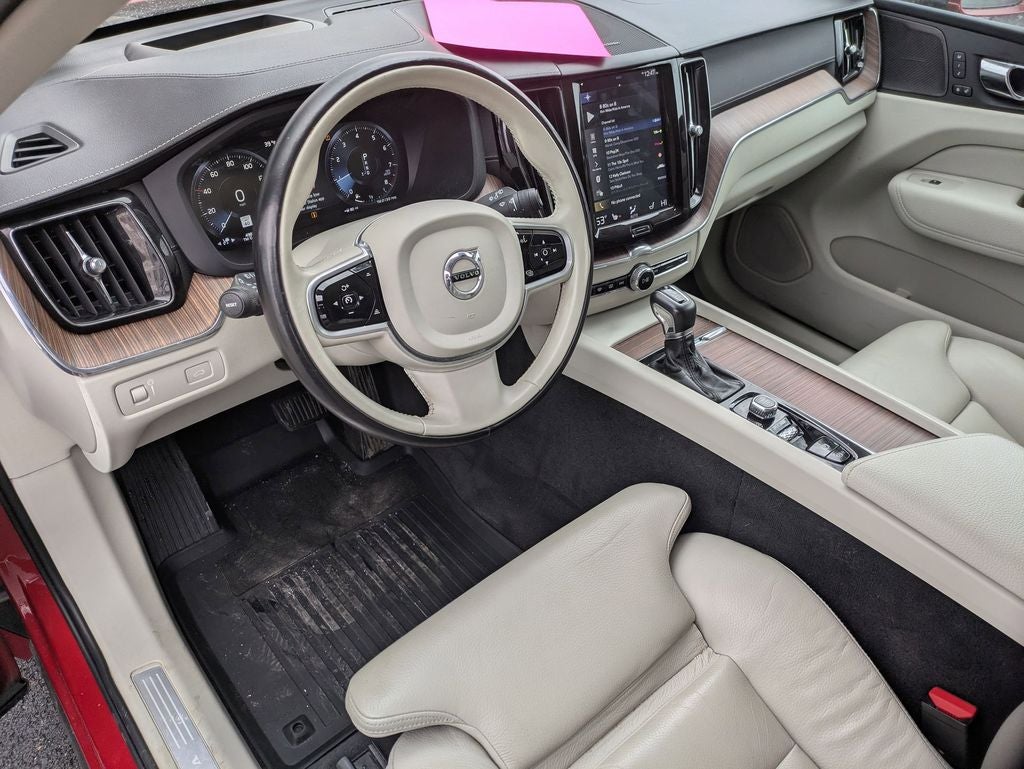 2019 Volvo XC60 T5 Inscription