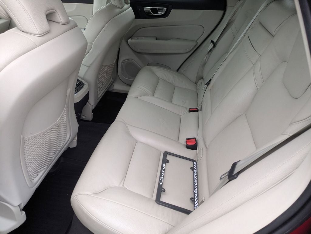 2019 Volvo XC60 T5 Inscription