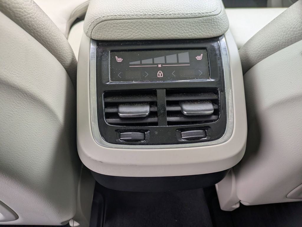 2019 Volvo XC60 T5 Inscription