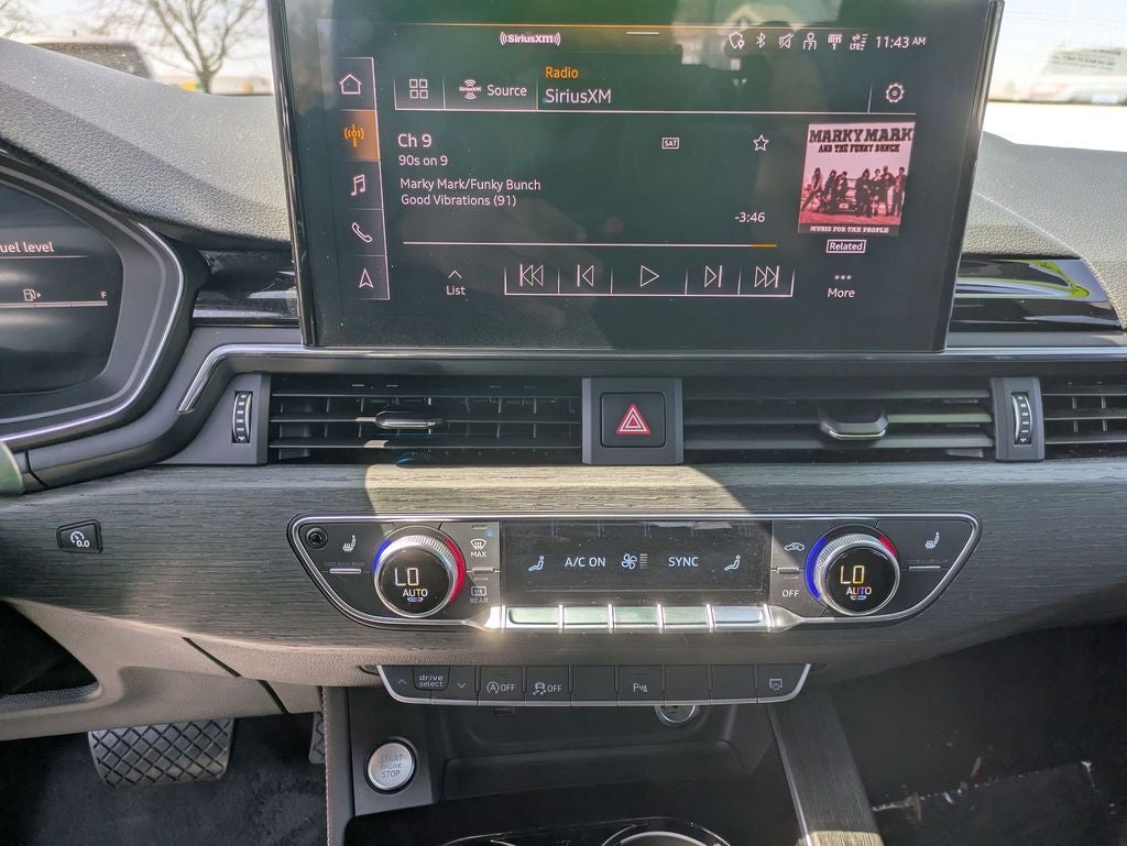 2024 Audi A4 45 S line Premium Plus quattro