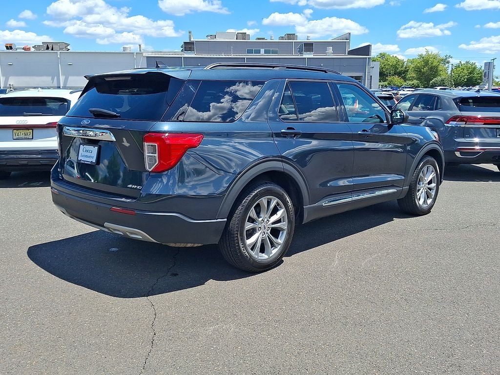 2022 Ford Explorer XLT