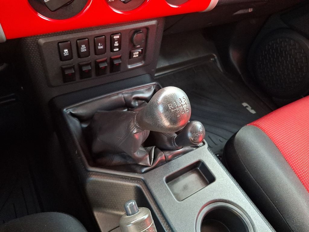 2012 Toyota FJ Cruiser Base
