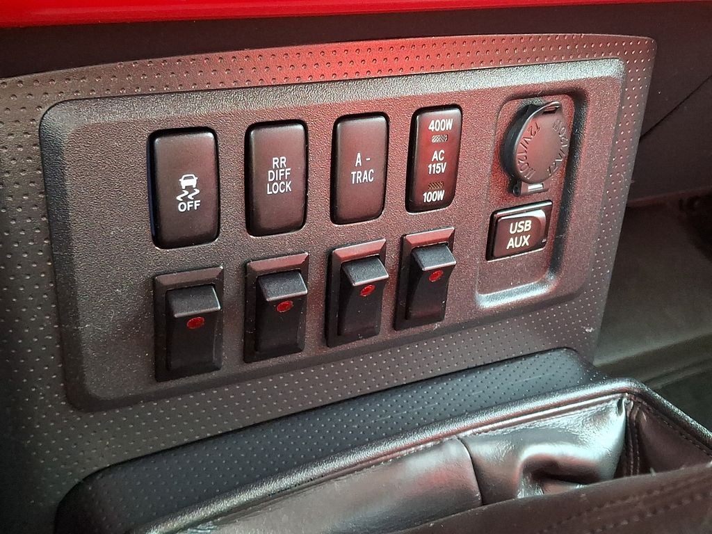 2012 Toyota FJ Cruiser Base