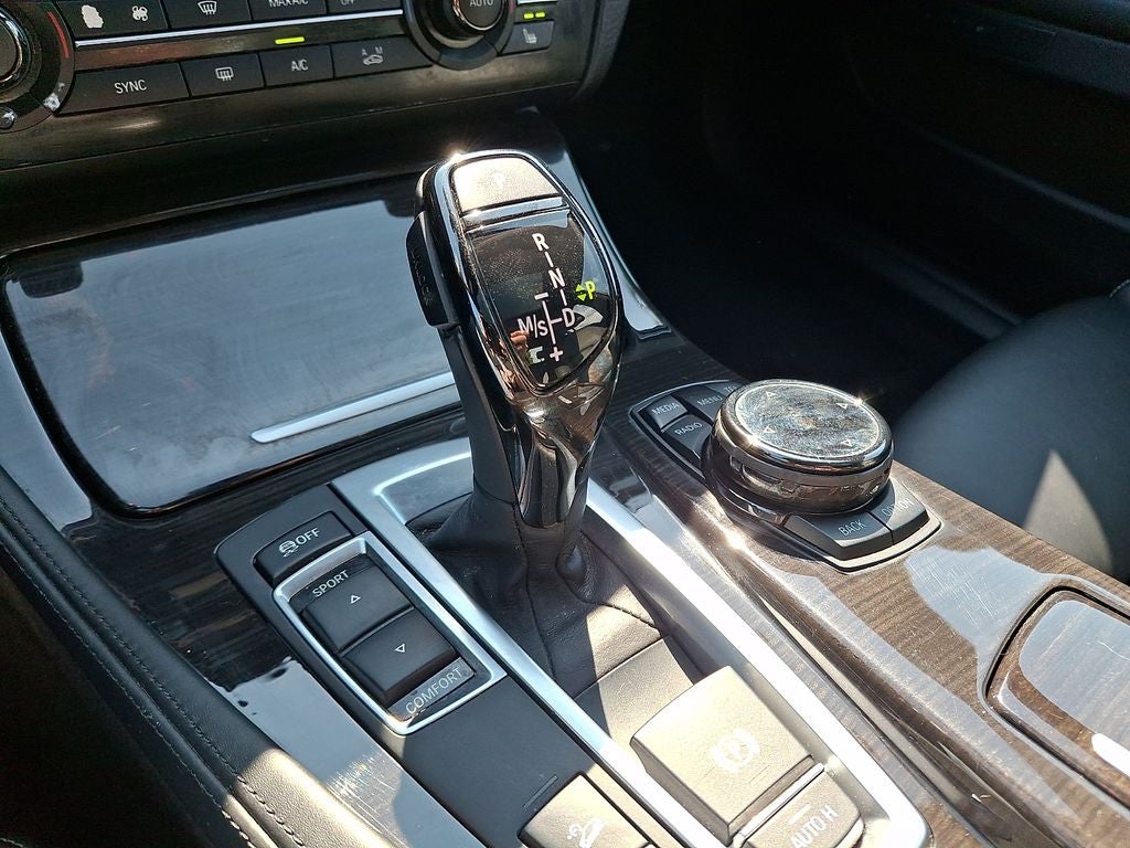 2015 BMW 5 Series 550i xDrive