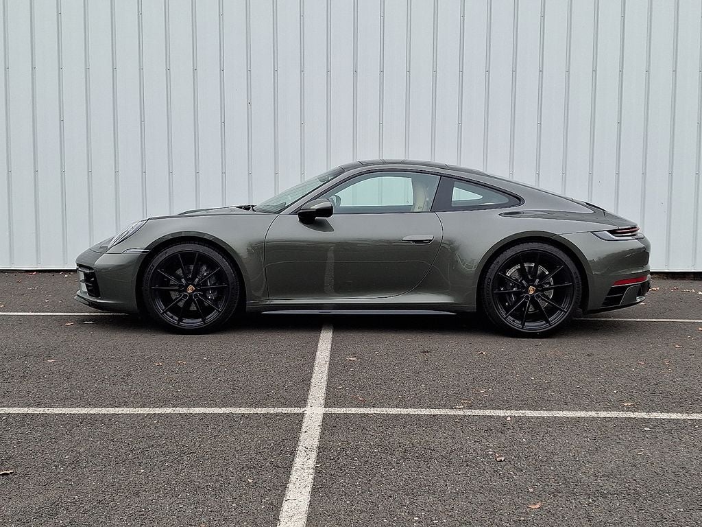 2023 Porsche 911 Carrera