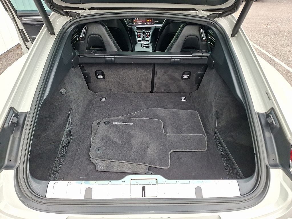 2023 Porsche Panamera 4S