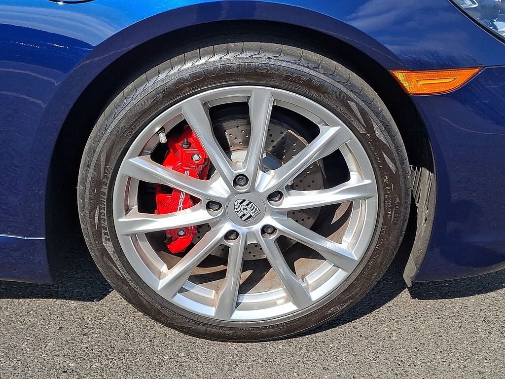 2022 Porsche 718 Cayman S