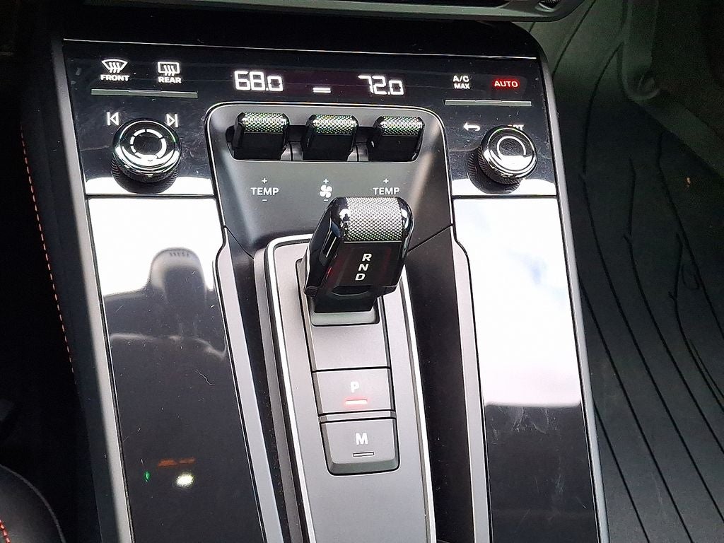 2022 Porsche 911 Carrera GTS